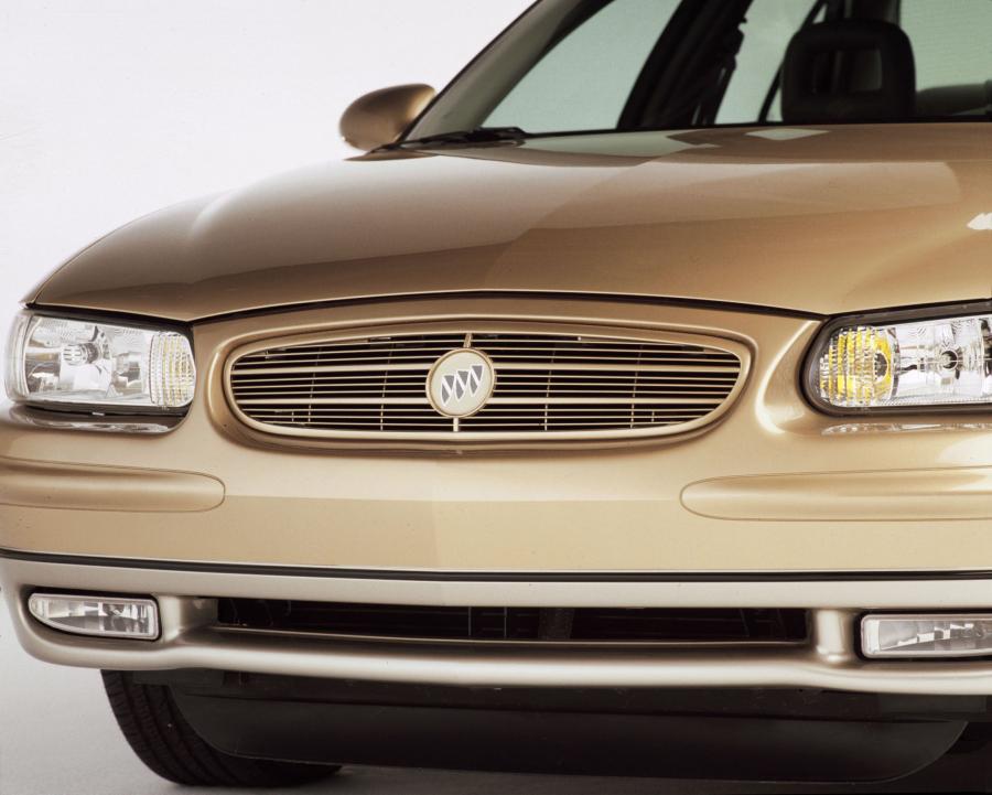  Buick Regal 1998 года  (фото 12 из 17)